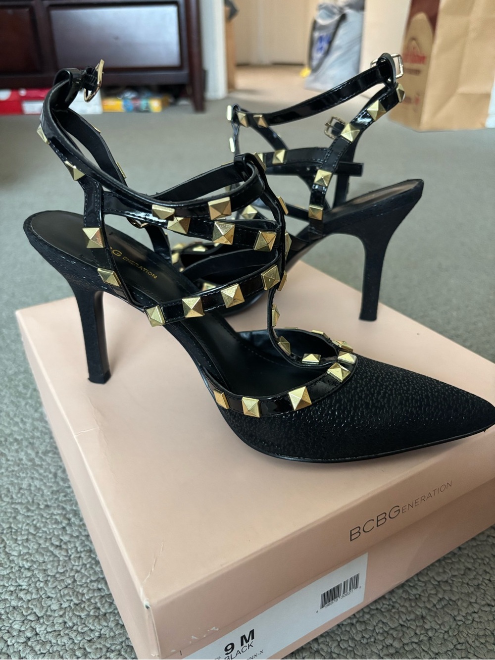 BCBGeneration Black Pointed T-Strap Heels with Gold Pyramid Studs - Picture 2 of 6